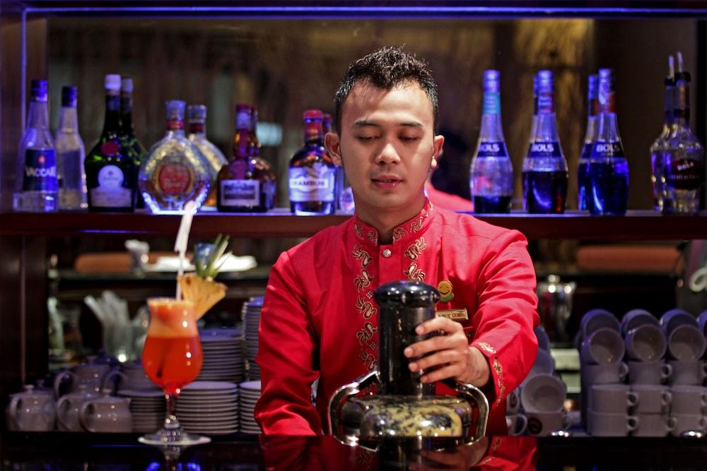 Grand Elite Hotel Pekanbaru Eksteriør billede