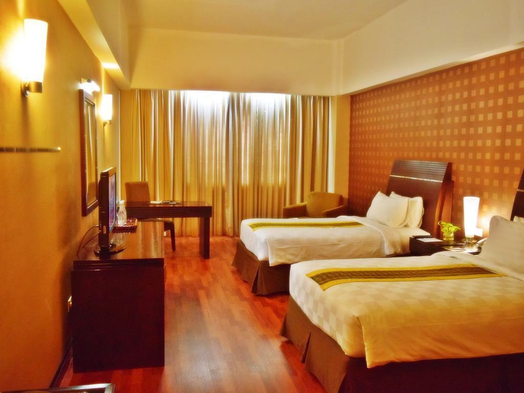 Grand Elite Hotel Pekanbaru Eksteriør billede