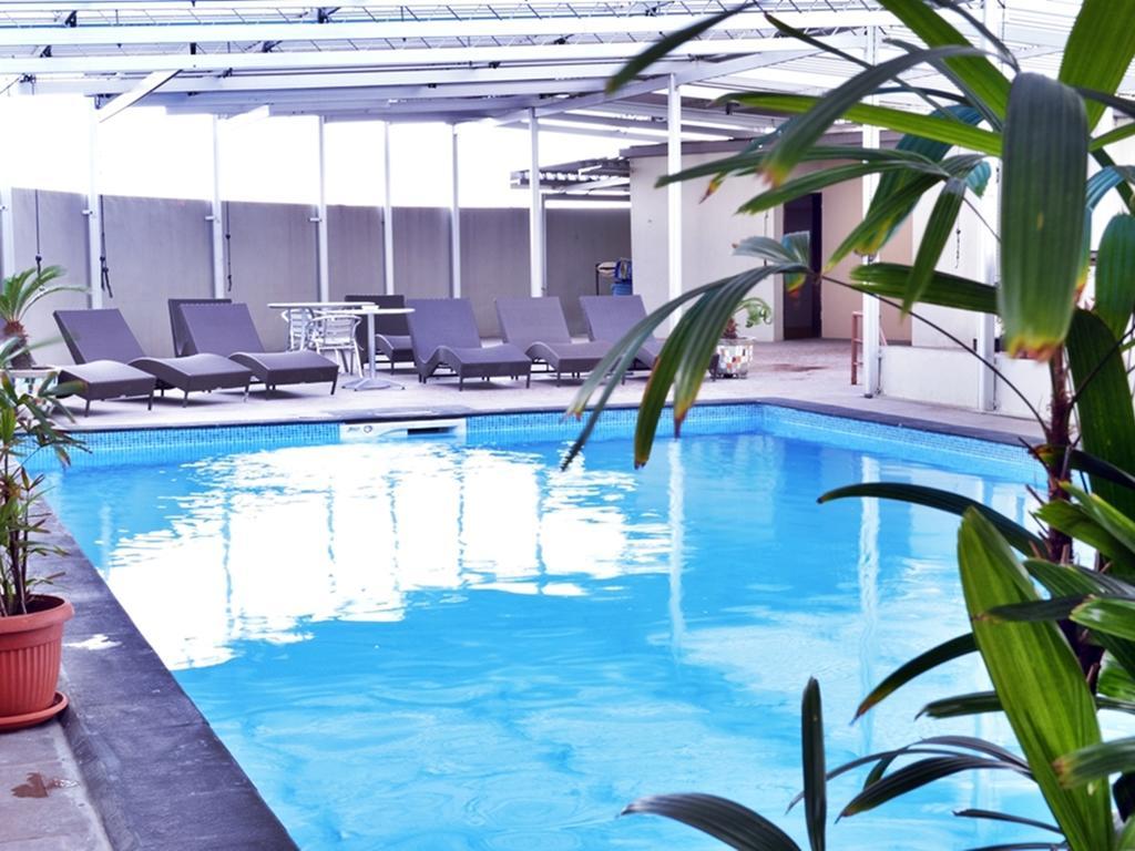 Grand Elite Hotel Pekanbaru Eksteriør billede