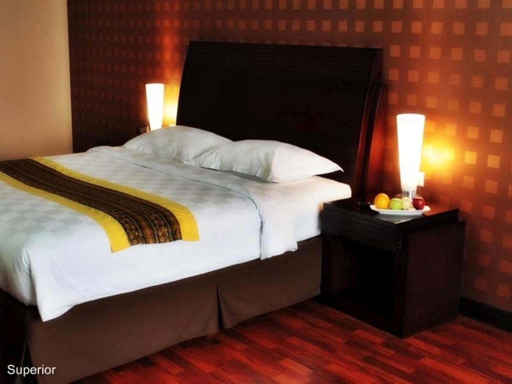 Grand Elite Hotel Pekanbaru Eksteriør billede