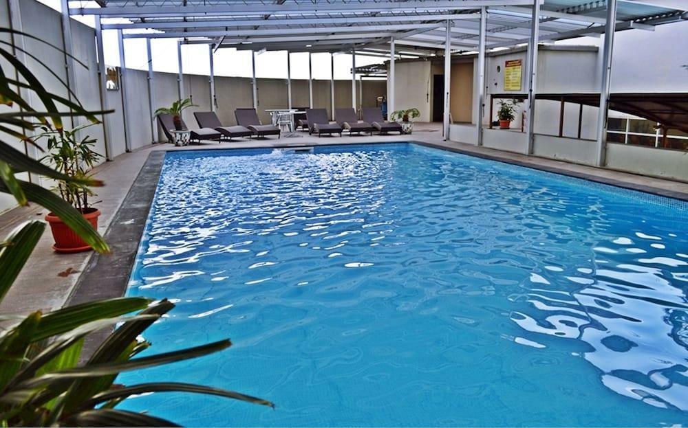 Grand Elite Hotel Pekanbaru Eksteriør billede